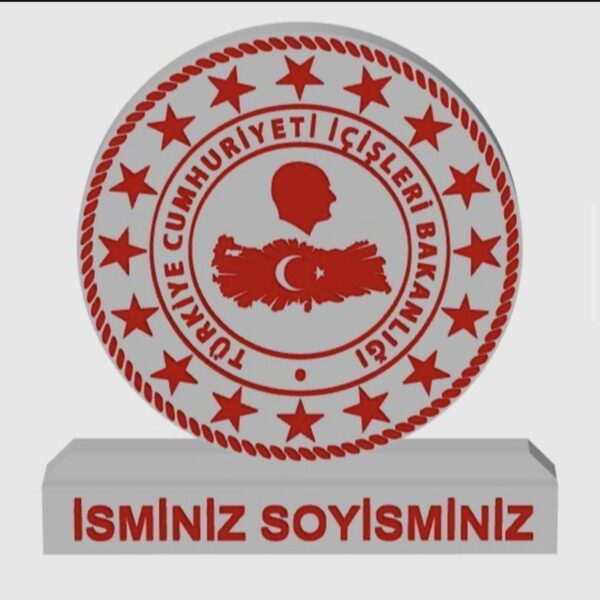 Hizmete Saygı: İsim Yazılı İçişleri Bakanlığı Logolu Masaüstü Amblem